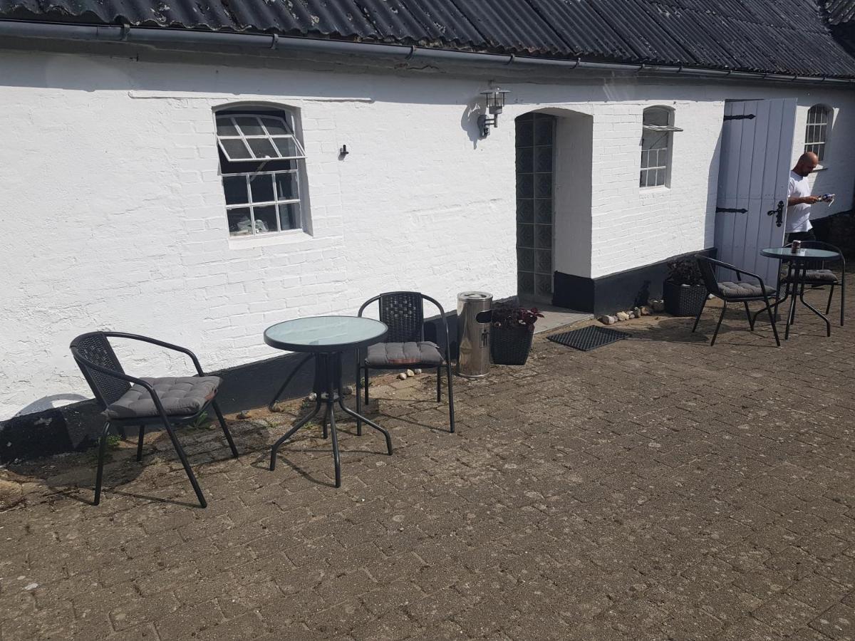 Trandafir Guesthouse Egtved Eksteriør bilde