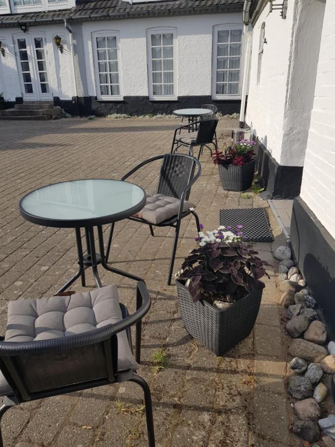 Trandafir Guesthouse Egtved Eksteriør bilde