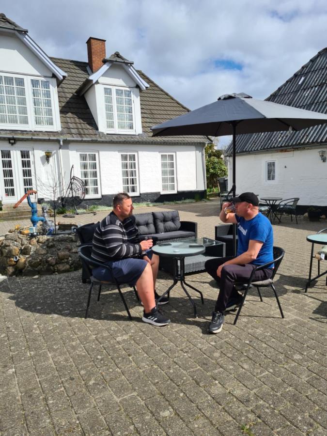 Trandafir Guesthouse Egtved Eksteriør bilde