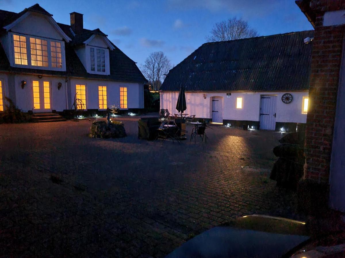 Trandafir Guesthouse Egtved Eksteriør bilde